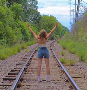 Meet your Posher, Olivia